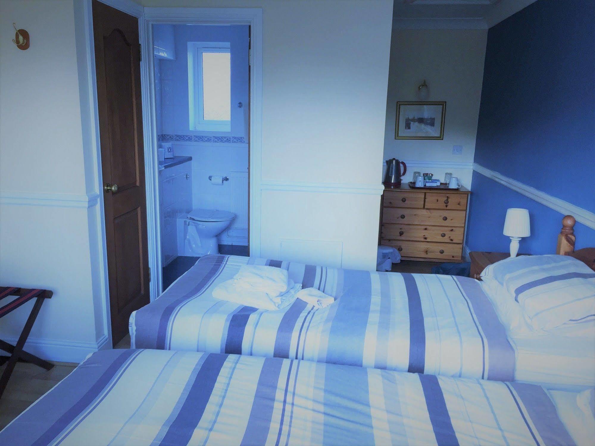 Halfway House Inn Country Lodge Yeovil Esterno foto