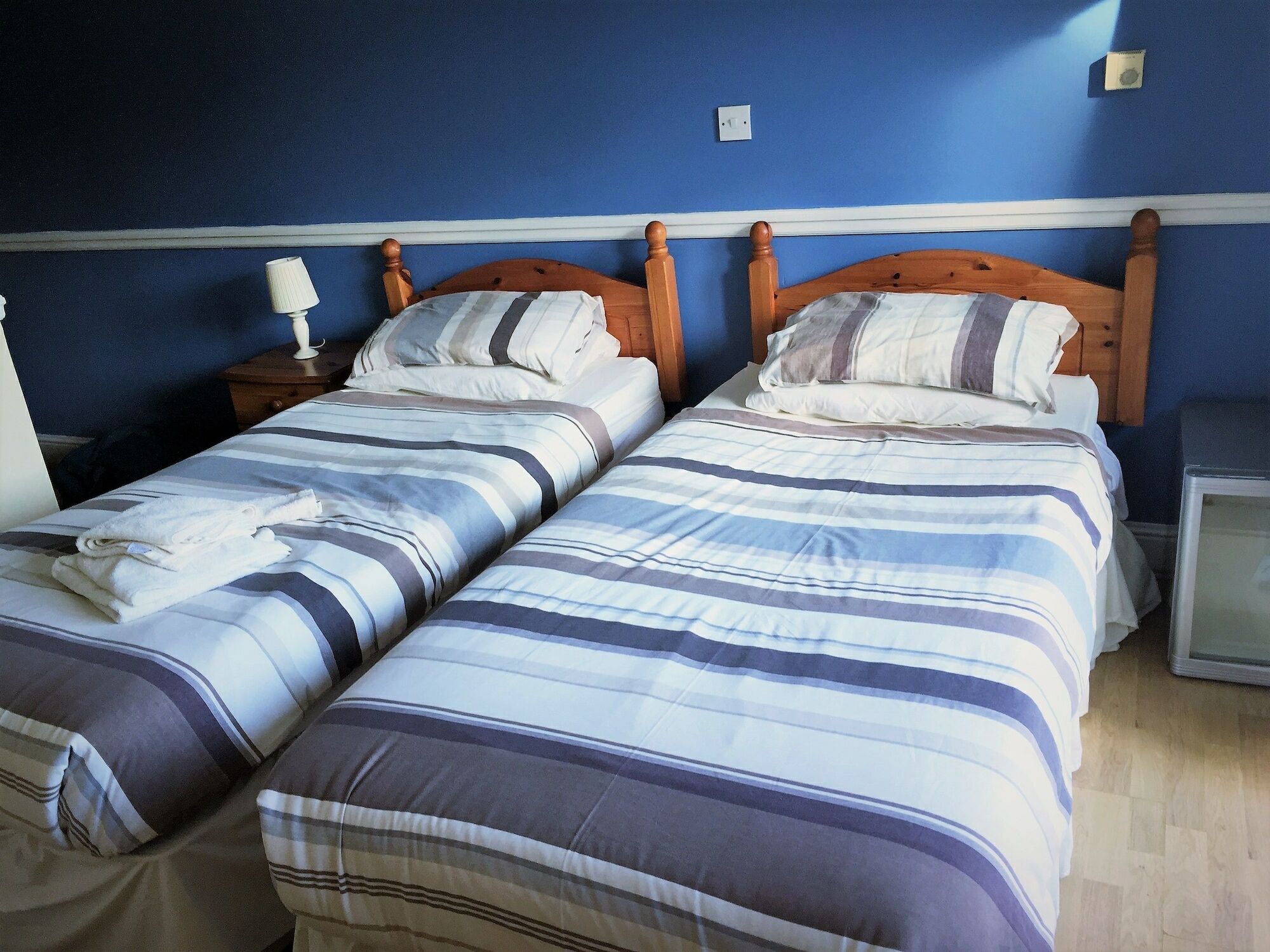 Halfway House Inn Country Lodge Yeovil Esterno foto
